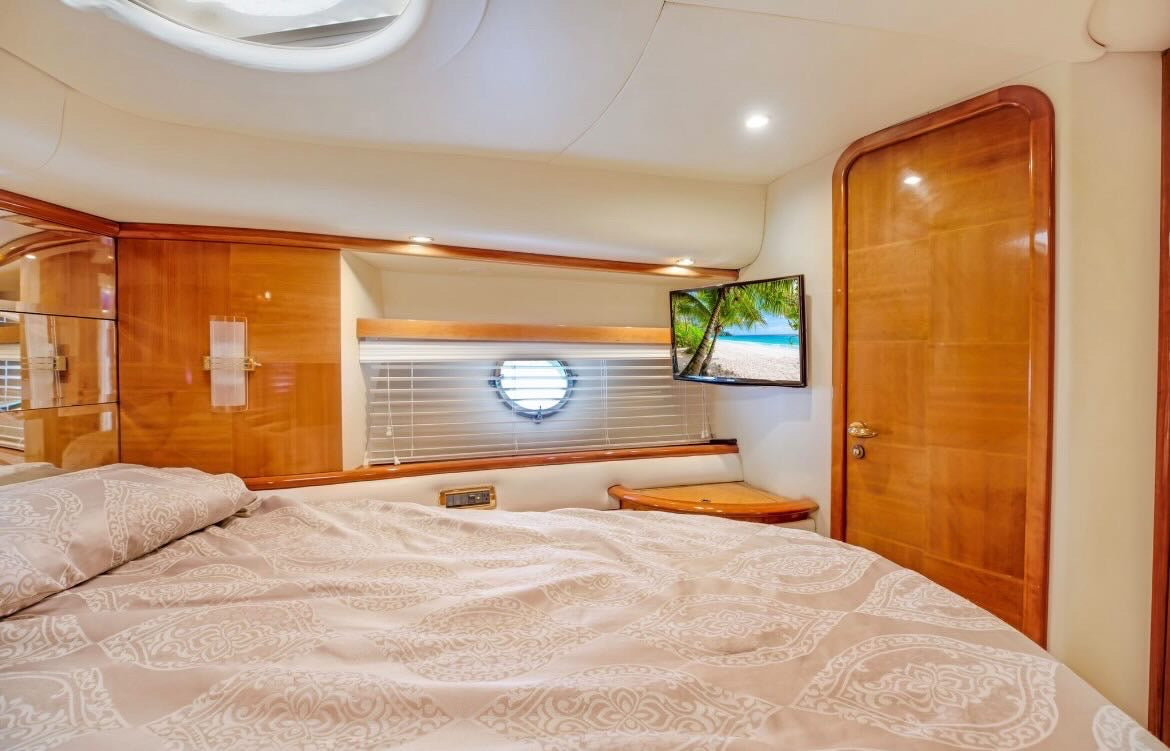 70' Azimut Yacht.