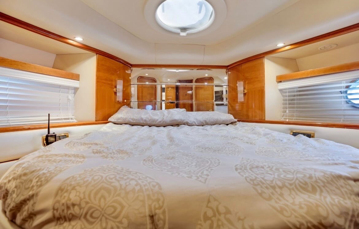 70' Azimut Yacht.