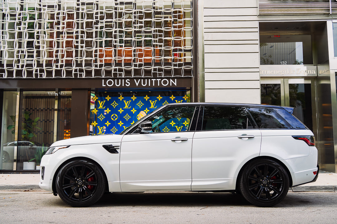 Range Rover Sport.