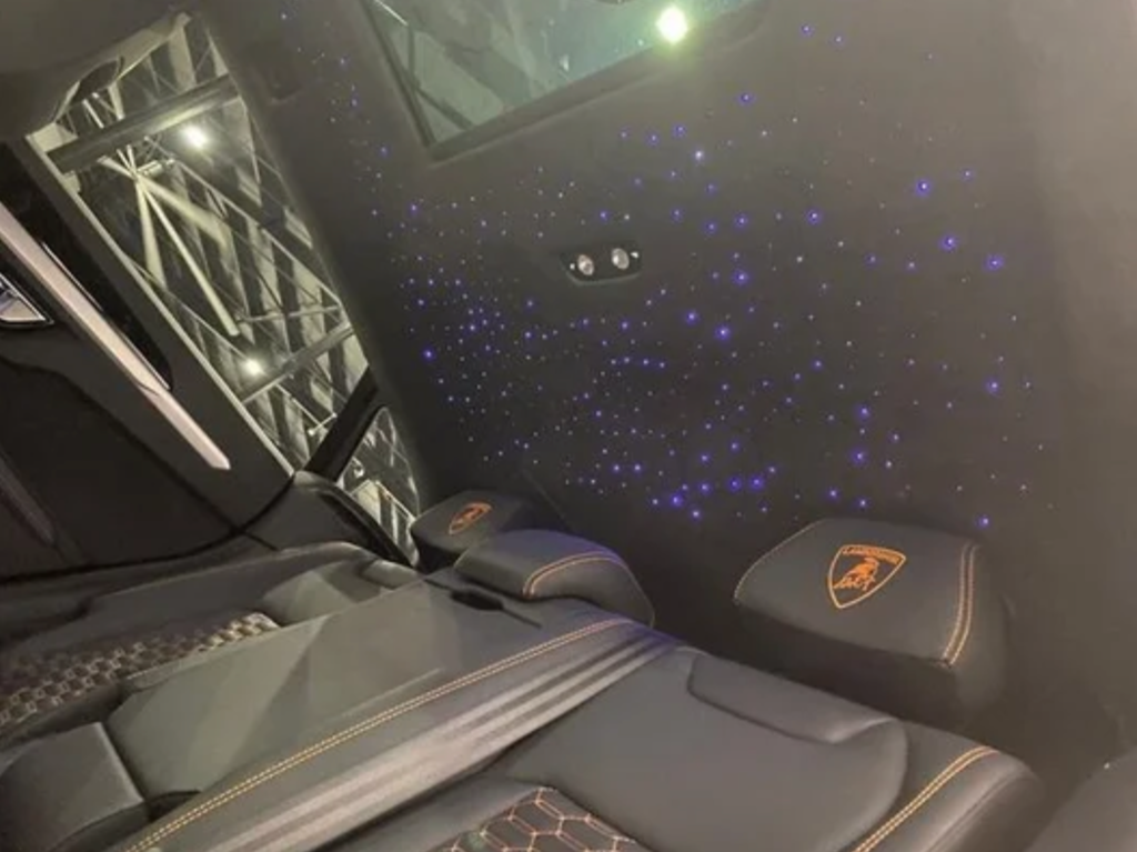 Lamborghini Urus.