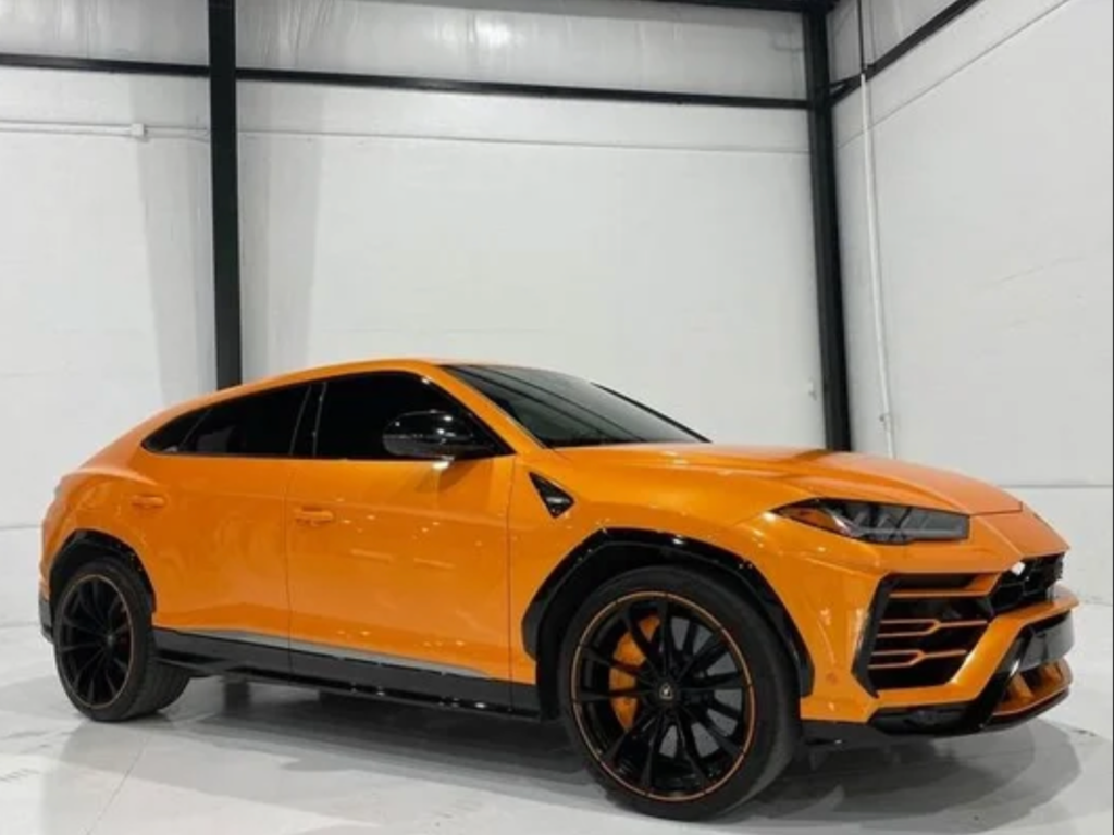 Lamborghini Urus.