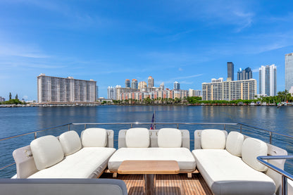 70’ Azimut Flybridge Le Grand Bleu