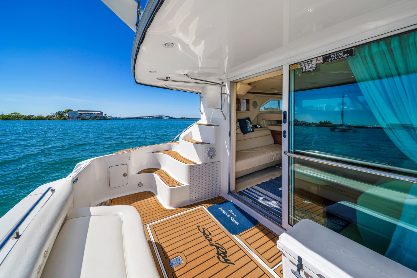 45' Searay Flybridge