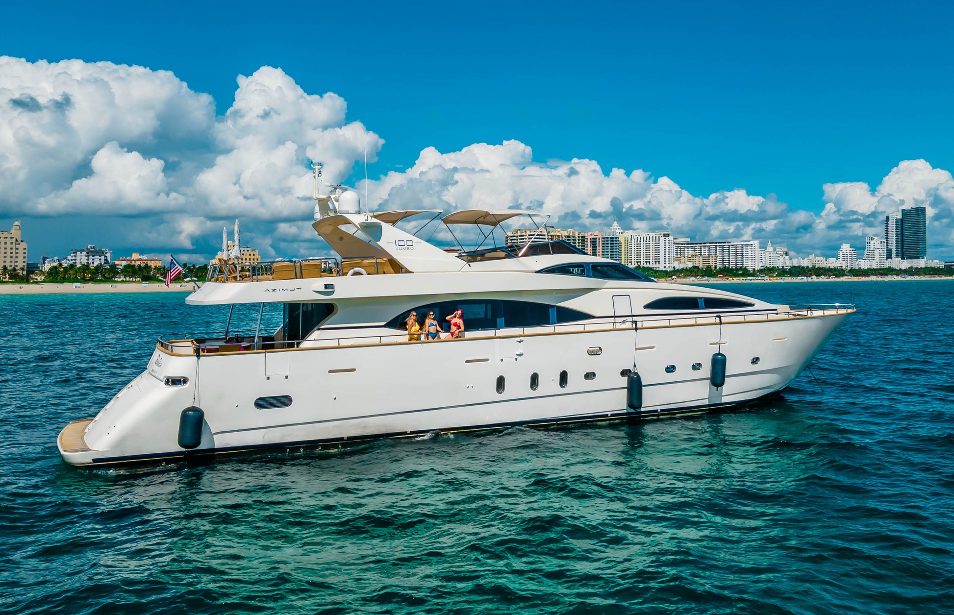 100' Azimut Jumbo.