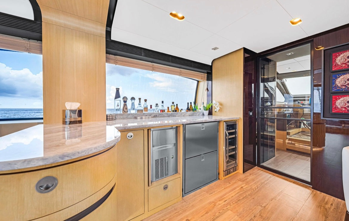 84' Azimut S