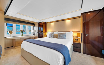 84' Azimut S