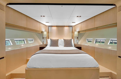 84' Azimut S