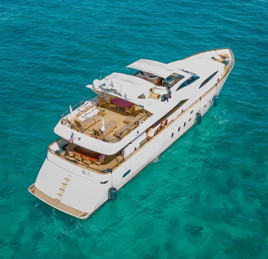 100' Yacht Daniela.