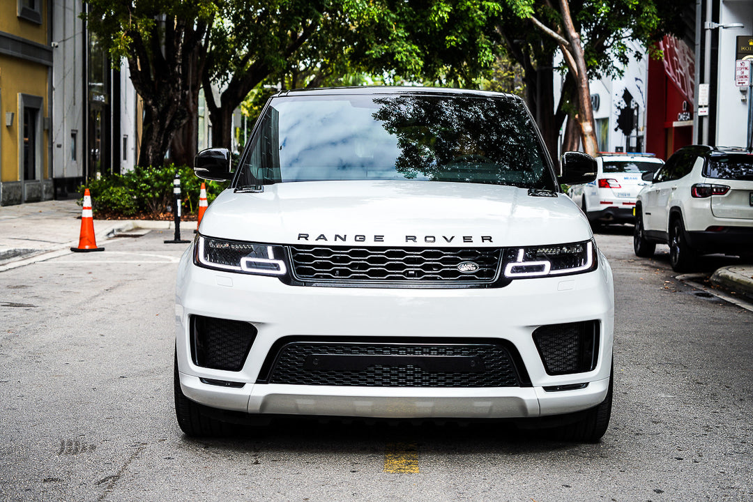 Range Rover Sport.