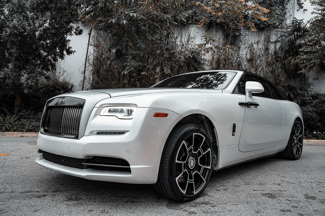 Roll Royce Dawn.