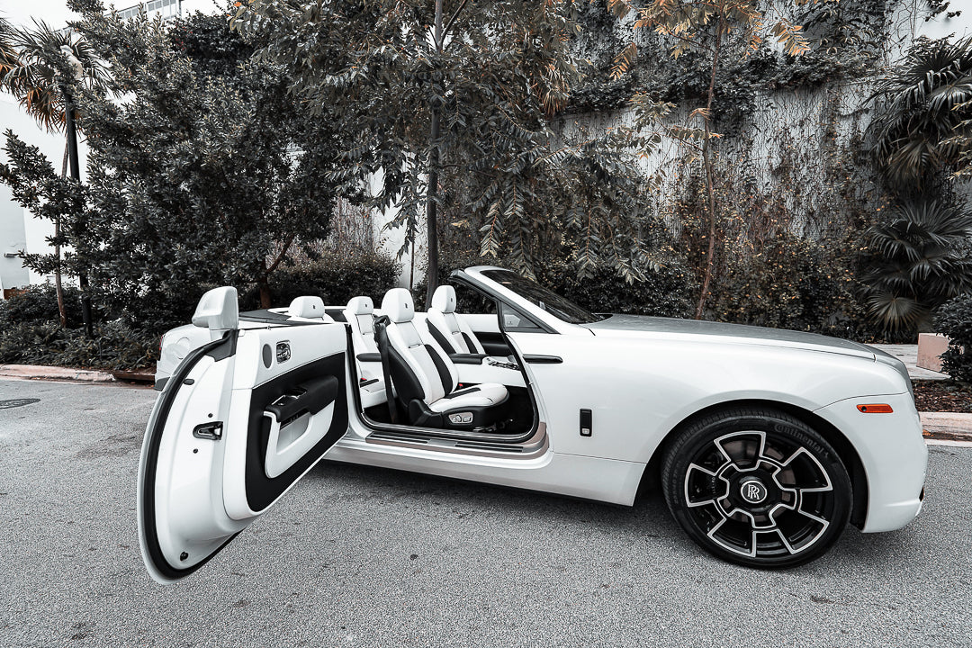 Roll Royce Dawn.